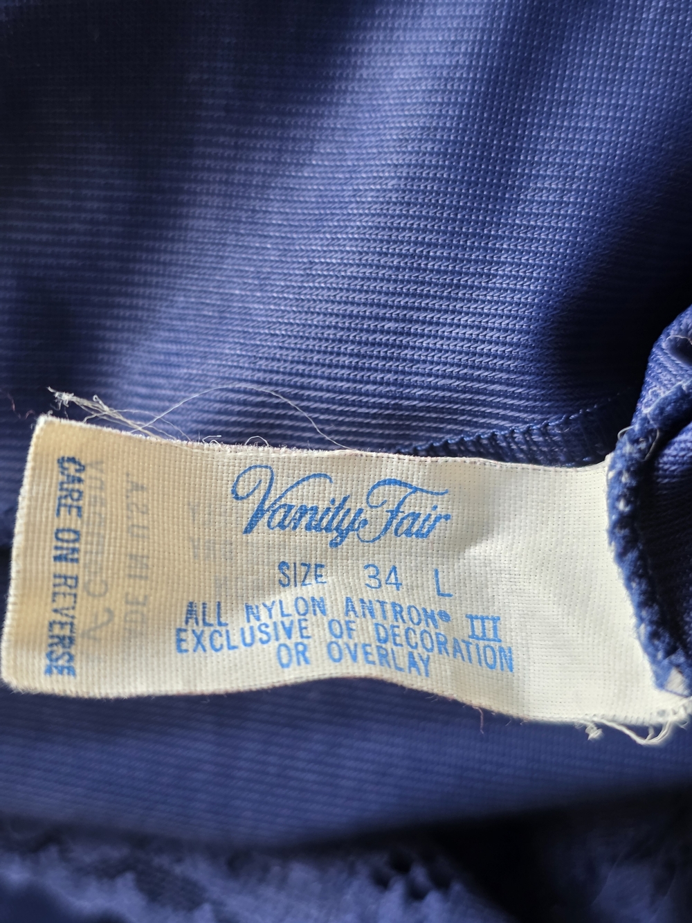 Vintage Vanity Fair  Nylon Antron III Slip Dress 34L Blue Lace Trim Romantic - Picture 11 of 14